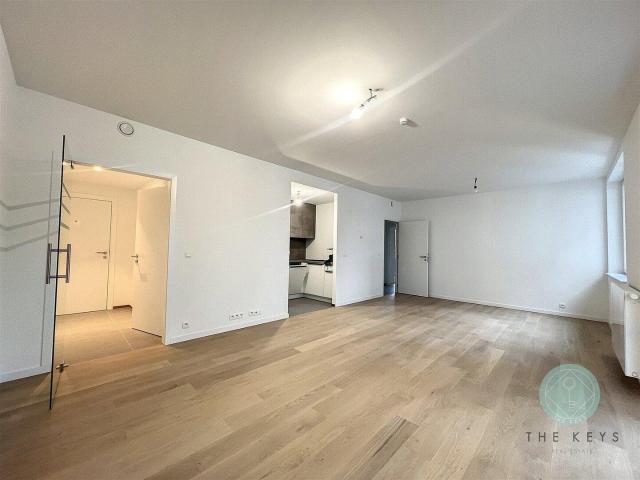 Colonel Bourg / App. 2bed +/ 93m² with terrace and parking