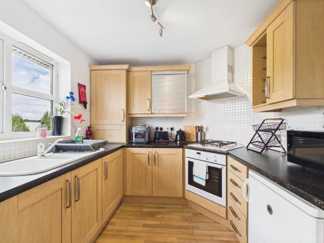 Colonel Drive, Liverpool, L12 4YG 2 bed apartment to rent £1,250 pcm £288 pw