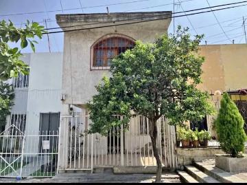 COLONIA MIRAVALLE ! CASA EN VENTA EN ANDADOR SUPER UBICADA