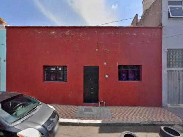 COLONIA OBLATOS ! CASA EN VENTA PARA REMODELAR