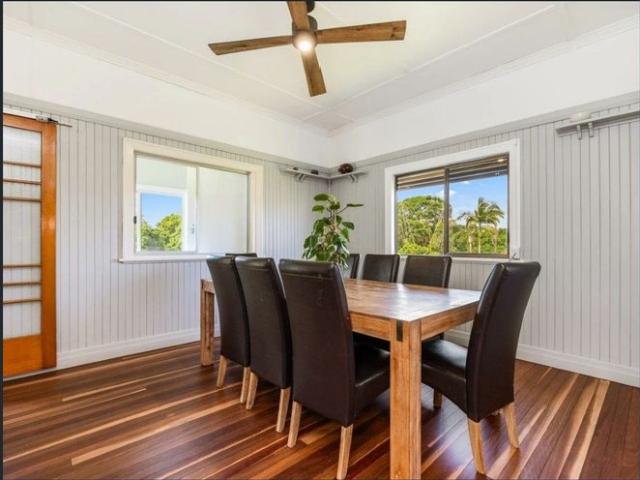COLONIAL CHARM OFFERS A PEACEFUL LIFESTYLE