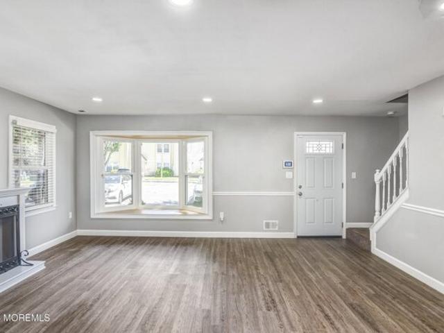 Colonial Ct, Jackson, Home For Sale