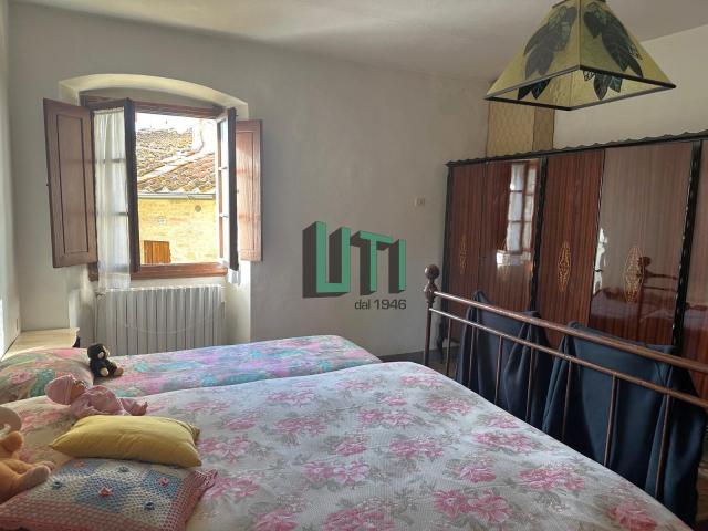 COLONICA in VENDITA a BAGNO A RIPOLI ANTELLA di 11 vani
