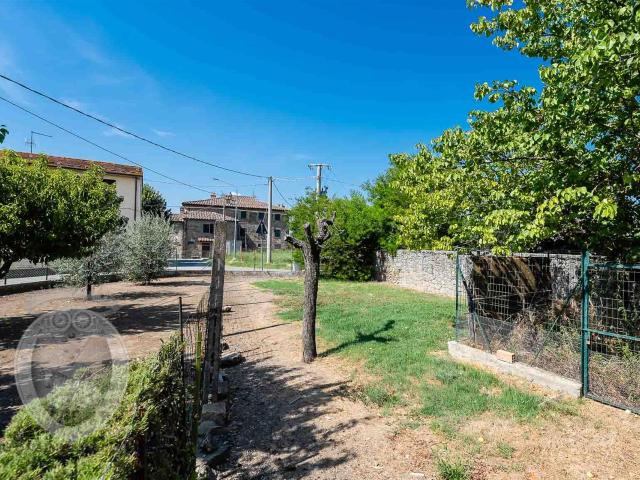 Colonica Montalla 255m² Cortona