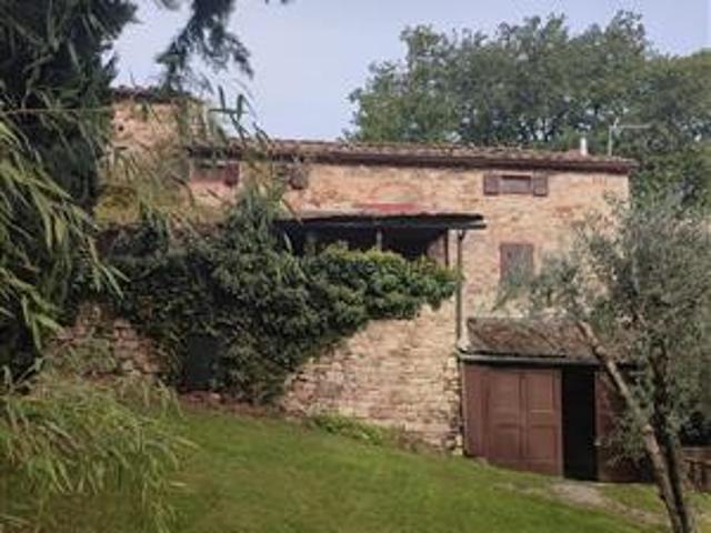Colonica/casale in buono stato di 1000 mq