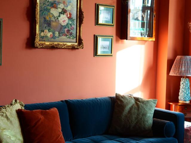 Colourful apartment in the heart of Bergmannkiez