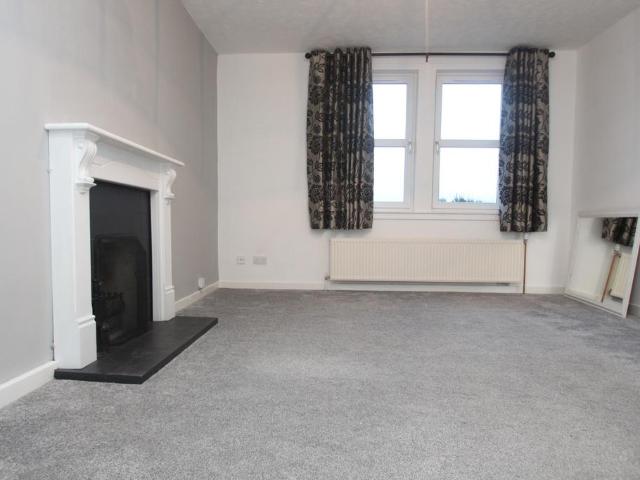Colquhoun Street, Stirling, FK7 2 bed flat to rent £950 pcm £219 pw