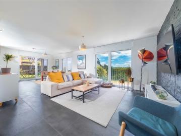 Helle Wohnung mit Blick auf die Natur und den See