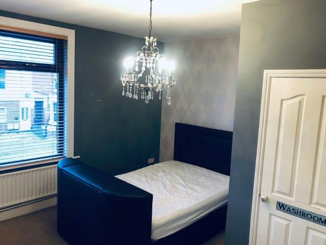 Copnor Road, Portsmouth PO3, 5 bed detached house to rent, £650 pcm | PrimeLocation