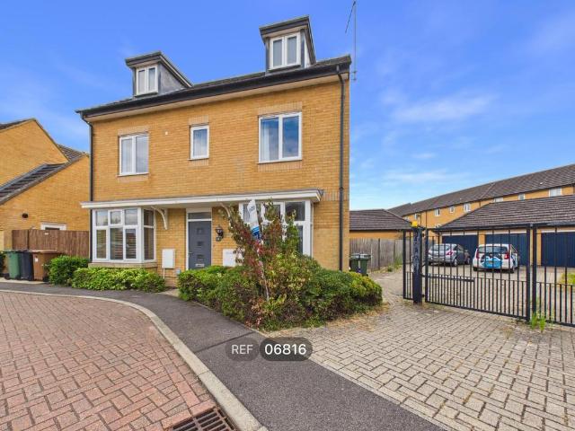 Coppen Road, Peterborough, PE7 8JR 4 bed detached house to rent £1,495 pcm £345 pw