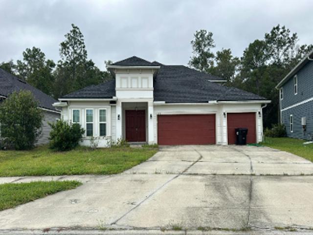 Copperwood Ave