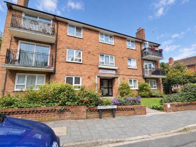Copper Street, Hampshire PO5 1 bed flat to rent £1,050 pcm £242 pw