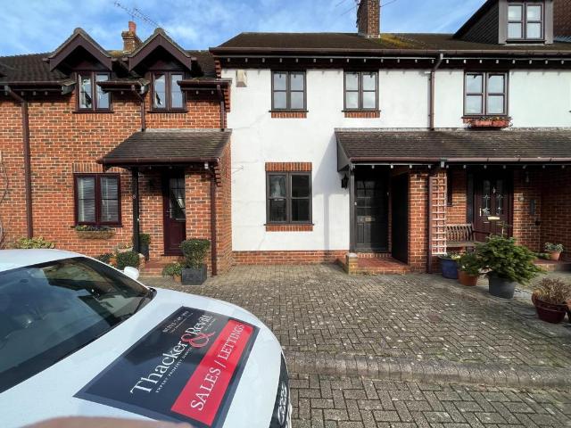 Coppercourt Leaze, Wimborne 2 bed terraced house to rent £1,395 pcm £322 pw