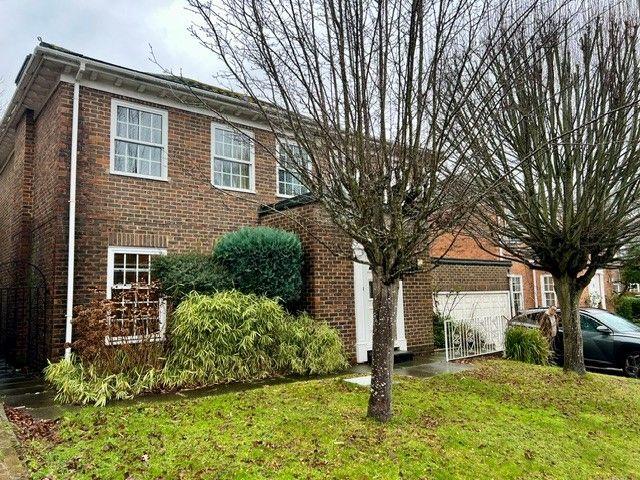 Copperfield Way, Chislehurst BR7, 5 bed detached house to rent, £4,150 pcm | PrimeLocation