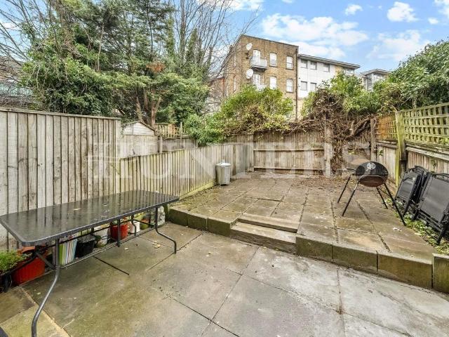 Copperfield Drive, London N15, 2 bed maisonette to rent, £1,900 pcm | PrimeLocation