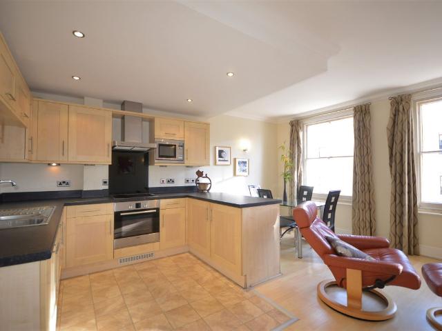 Copperfield House, 18 Sheet Street, Windsor SL4, 2 bed flat to rent, £1,600 pcm | PrimeLocation