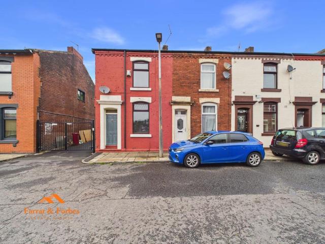 Copperfield Street, Blackburn BB1 3 bed terraced house to rent £775 pcm £179 pw