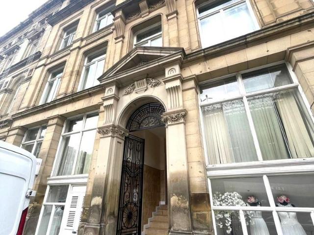 Copplestones Bridal, 22 Sir Thomas Street, Pride Quarter, Liverpool, L1 6BB, United Kingdom | 2 bed apartment for rent #140396575 | Rentberry