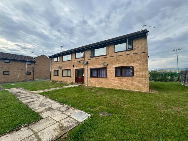 Copse Avenue, Swindon, SN1 2PW 1 bed flat to rent £825 pcm £190 pw