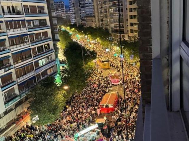 COQUETO PISO FRENTE CORTE INGLÉS POSIBILIDAD DE ALQUILER PARA ESTUDIANTES