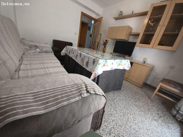 COQUETO PISO PARA ESTUDIANTES EN EL BARRIO DE LA PLAZA DE TOROS