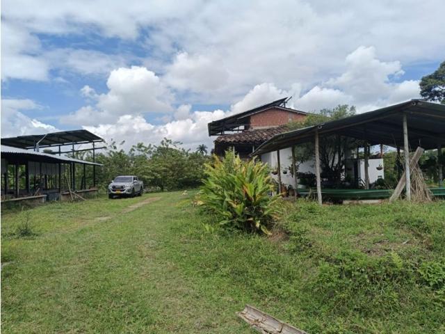 Cortijo de alto standing de 70400 m2 en venta Montenegro, Quindío Department