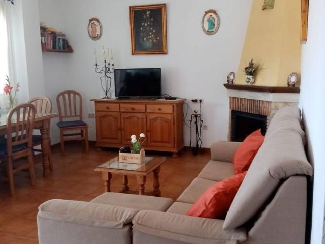 Cortijo for winter rental situated in Frigiliana