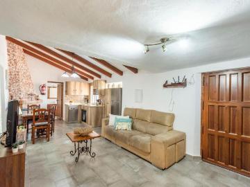 Cortijo For Long Term Rental In El Cañuelo In Maro