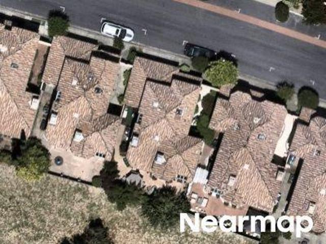 Cortona Dr