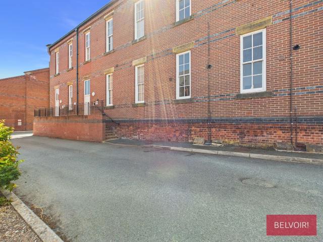 Corunna Court, Wrexham LL13, 2 bed flat to rent, £875 pcm | PrimeLocation
