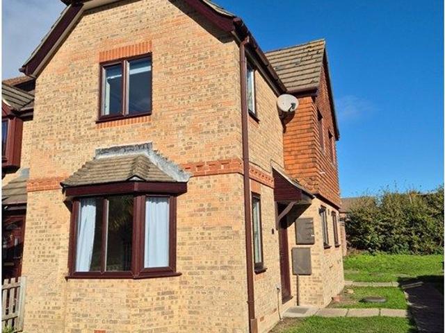 Coracle Close, Warsash, Southampton SO31, 1 bed end terrace house to rent, £1,100 pcm | PrimeLocation