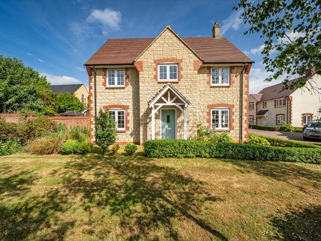Corallian Drive, Faringdon SN7, 4 bed detached house to rent, £2,300 pcm | PrimeLocation