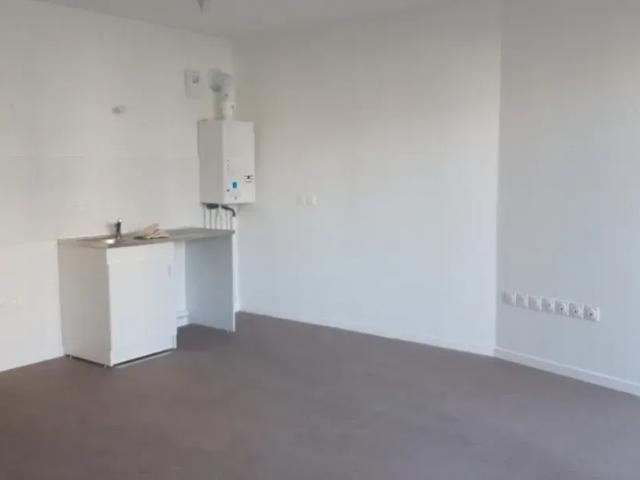 Corbeil Essonnes Appartement 1 pièce 36.02 m²