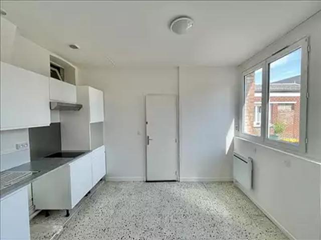 Corbie 80800 Location appartement 2 pièces t2 terrasse