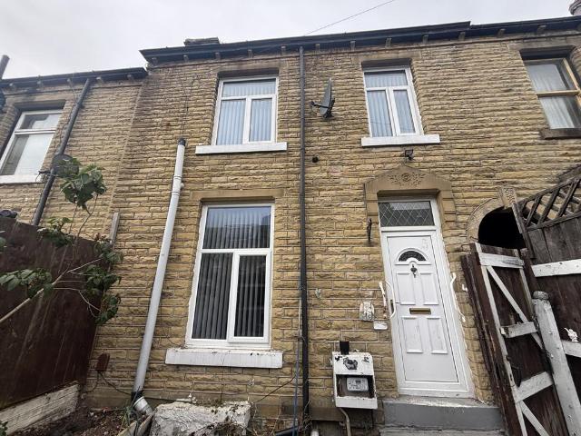Corby Street, HUDDERSFIELD 2 bed house to rent £725 pcm £167 pw