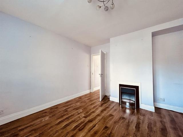 Cordelia Road, Staines Upon Thames TW19, 4 bed property to rent, £2,200 pcm | PrimeLocation