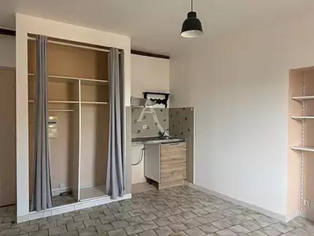 Cordes sur Ciel 81170 Location appartement 2 pièces t2