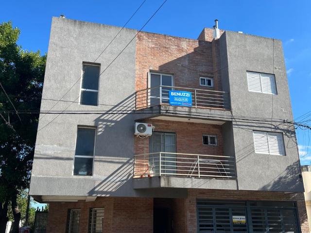 Cordoba 1507 Piso 2 Dto. 1 – Cod.: 8680
