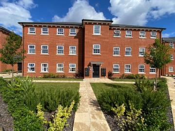 Cordwainer Close, Norwich NR7 2 bed flat to rent £1,025 pcm £237 pw