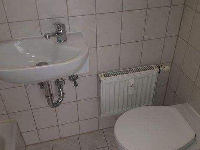 CORDULA IMMOBILIEN schöne 3 Raumwohnung mit Balkon und Dusche cordula 2248