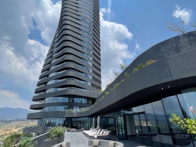CORE 31 El edificio mas exclusivo de bosque real