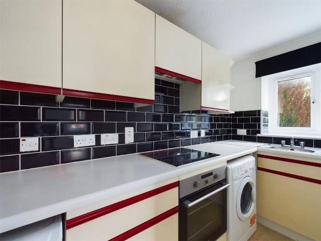 Corfe Place, Maidenhead, Berkshire SL6, 1 bed end terrace house to rent, £1,350 pcm | PrimeLocation