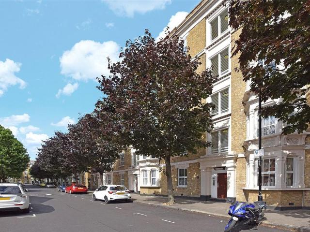 Corfield Street, London, E2 2 bed apartment to rent £2,250 pcm £519 pw