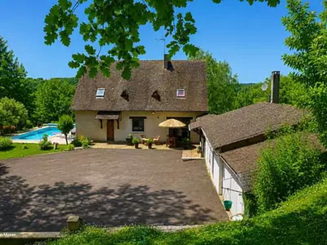 Corgnac sur l'Isle 24800 Achat / Vente maison 6 pièces t6 piscine terrasse