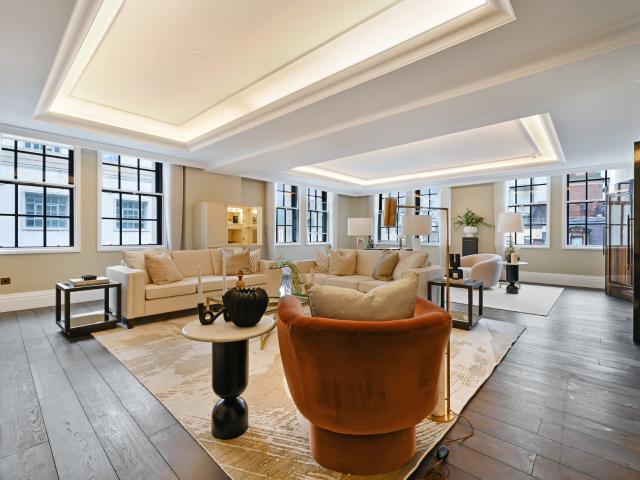 Corinthia Residences, London, SW1A | £27,428 PCM | To let