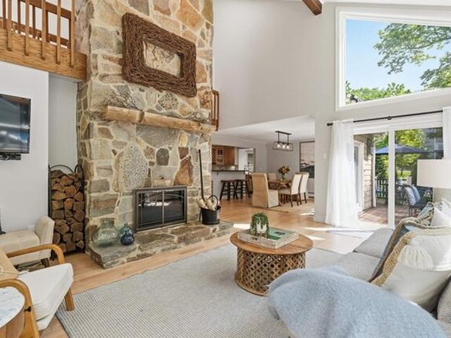 Corinthian Dr, Salem, Home For Sale