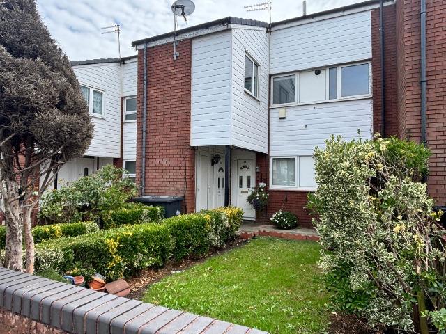 Corinthian Street, Seaforth L21, 2 bed flat to rent, £900 pcm | PrimeLocation
