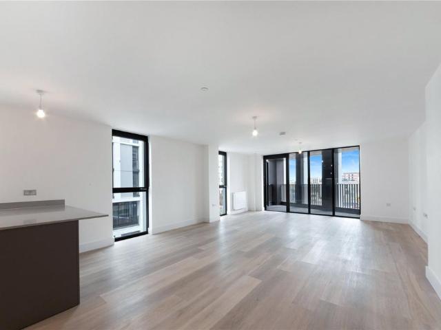 Corn House, 10 Marshgate Lane. 3 bed apartment to rent £3,700 pcm £854 pw
