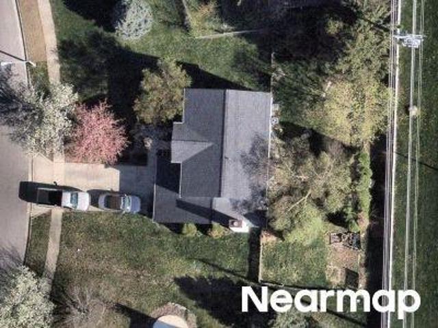 Cornbury Ln
