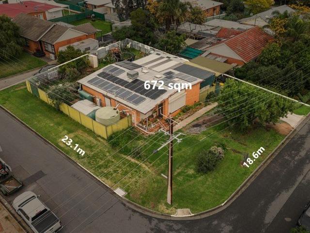 Corner Allotment Set for Demolishment Sited on 672 sqm with two street frontages of 23.1m on Narambi Avenue and 18.6m on Elinga Avenue